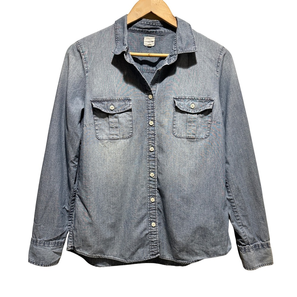 J. Crew Chambray Button Down Shirt Womens M‎ Blue Roll Tab Sleeve Classic Preppy